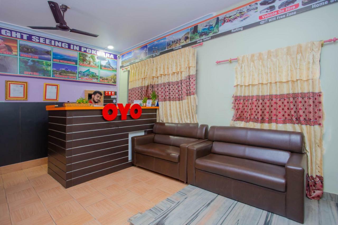Oyo 575 Api Suites Pókhara Exteriér fotografie