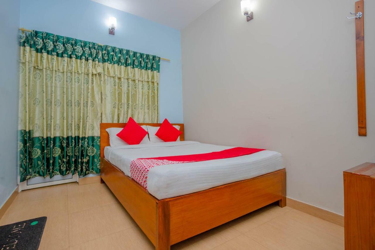 Oyo 575 Api Suites Pókhara Exteriér fotografie