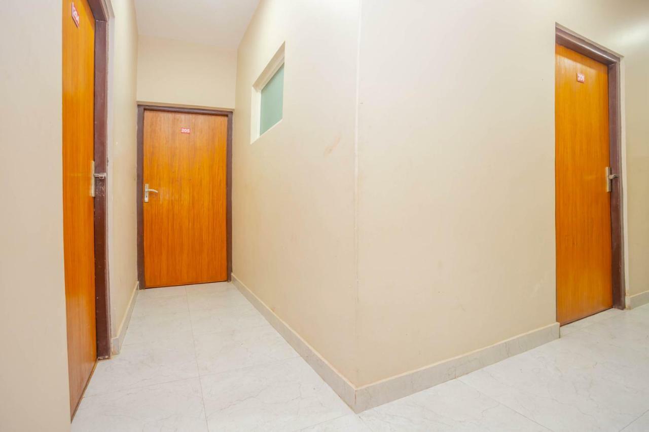 Oyo 575 Api Suites Pókhara Exteriér fotografie